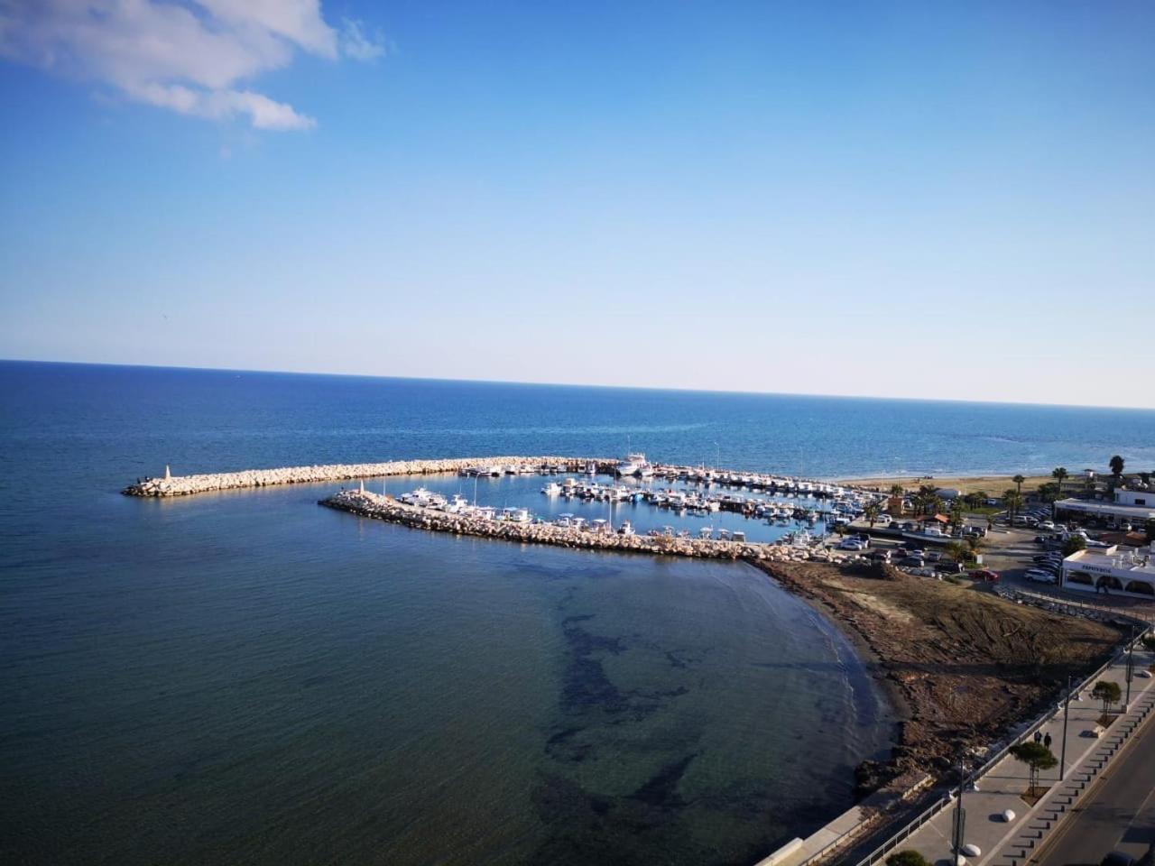 Sea View Holiday Apartment Larnaca Eksteriør billede